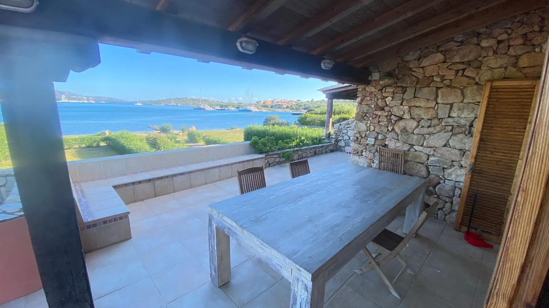 Casa Tre Mari Exclusive Private Beach Apartment بورتو روتوندو